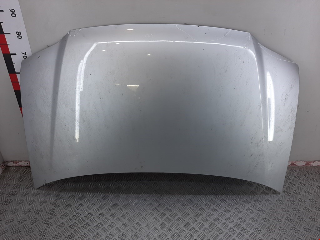 

Капот Volkswagen Touran, Touran