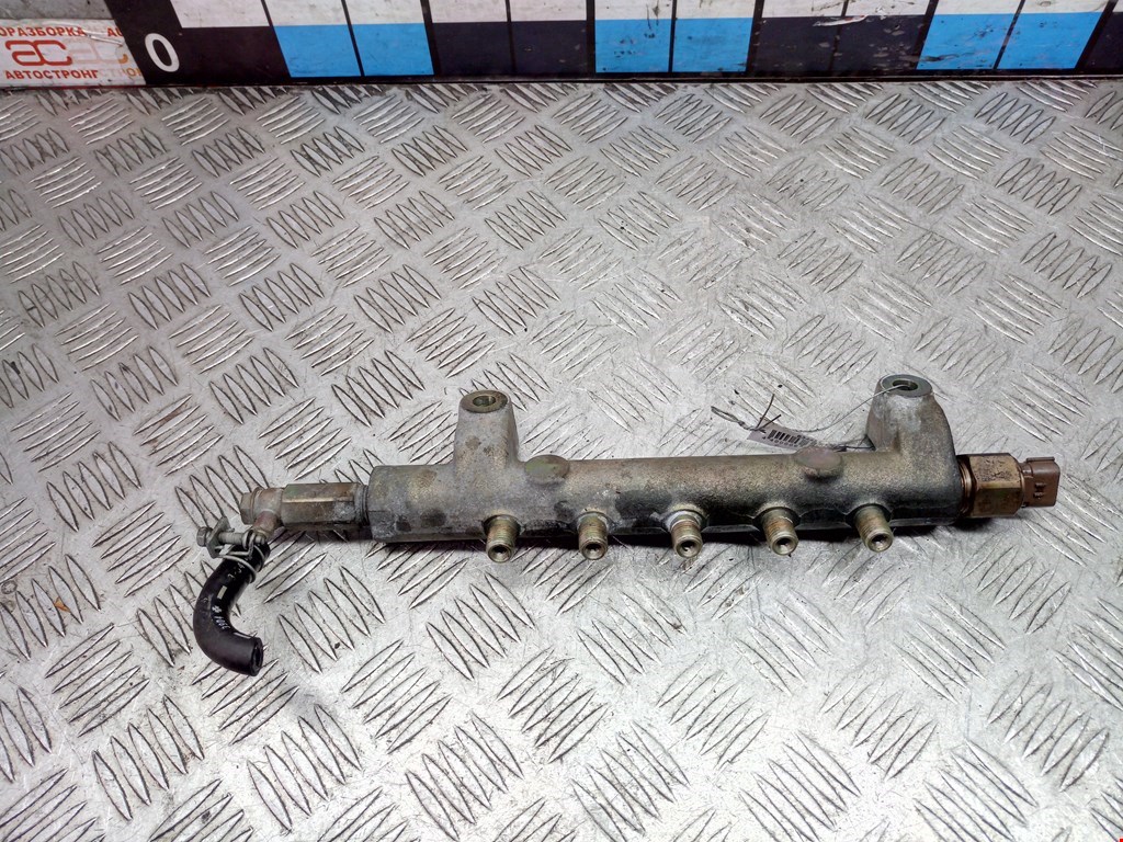 

Рампа топливная Nissan Primera P12, Primera P12