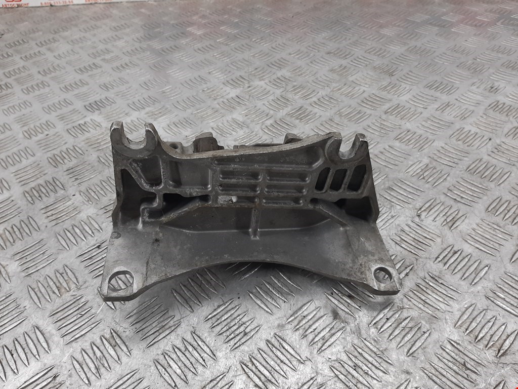 

Кронштейн кпп (лапа крепления) Renault Scenic 3, Scenic 3