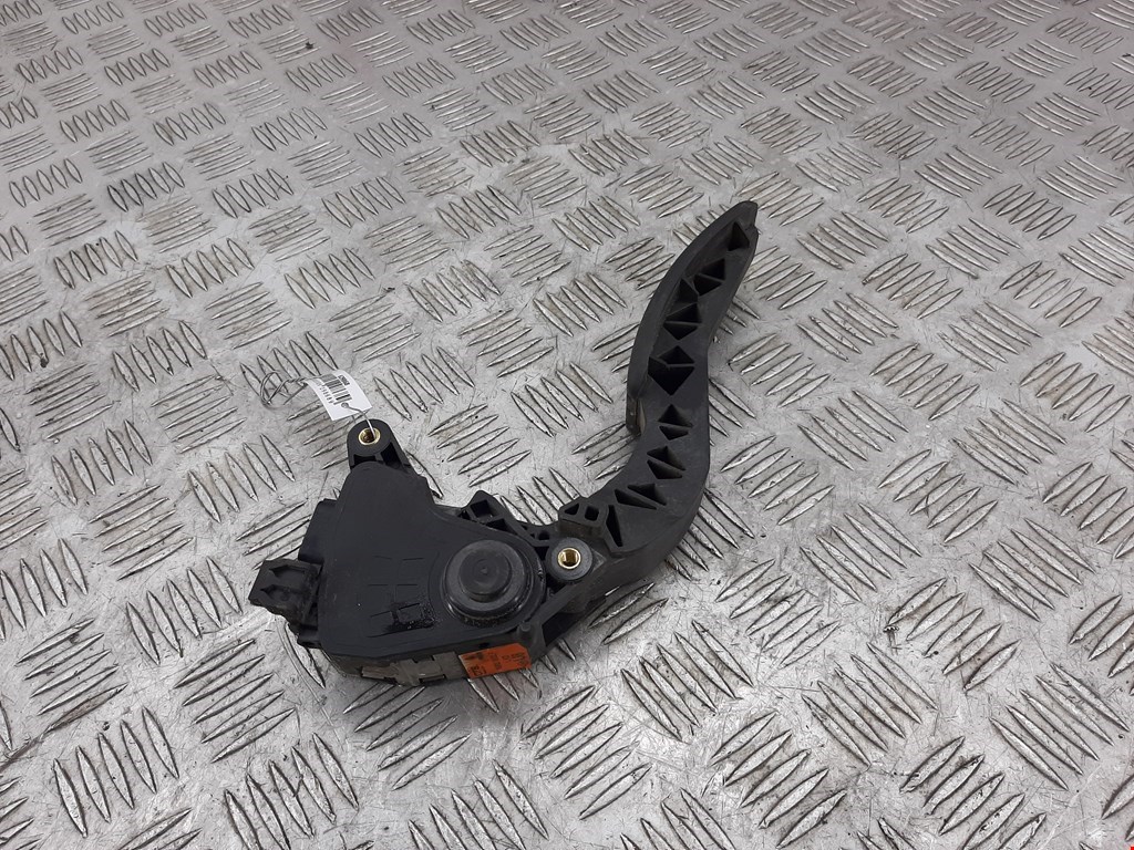 

Педаль газа Renault Megane 3, Megane 3