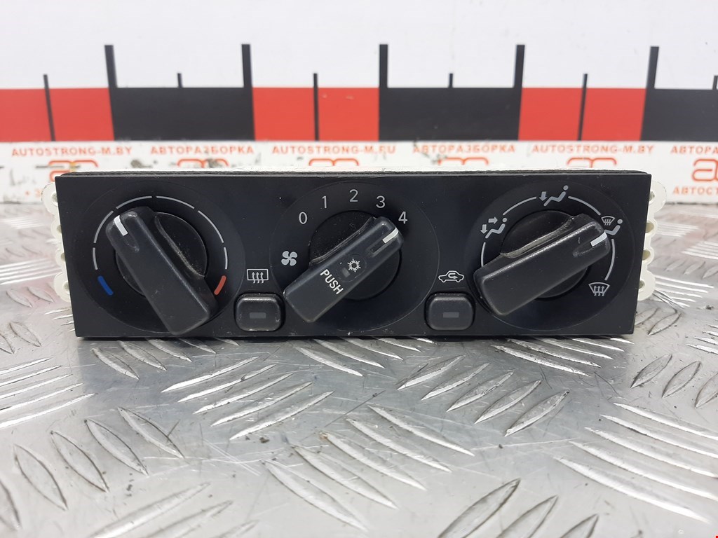 

Переключатель печки Mitsubishi Space Star, Space Star