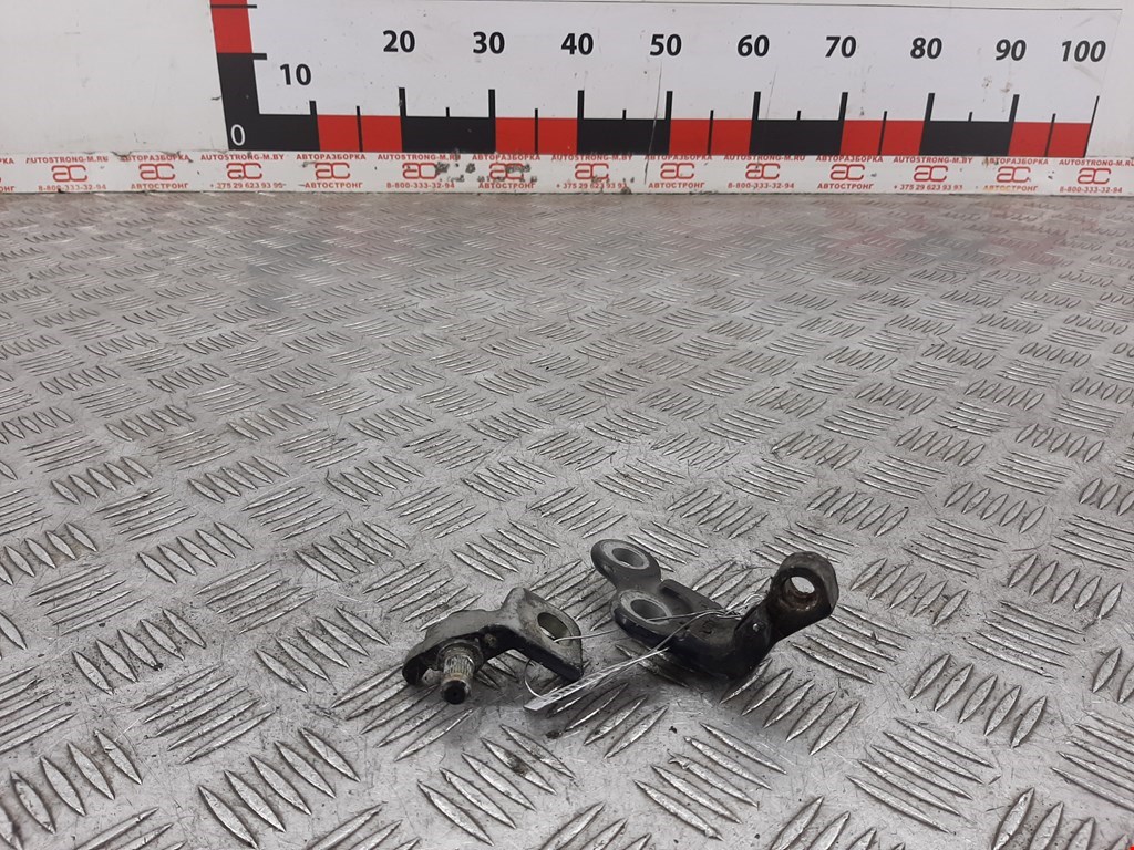 

Петля двери передней правой Ford Focus 1, Focus 1