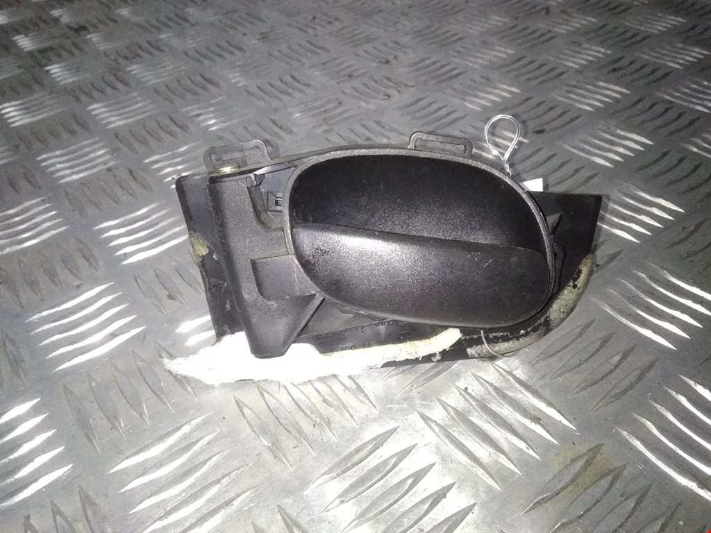 

Ручка двери внутренняя передняя левая Peugeot 206, 206