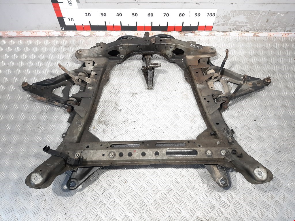 

Балка передняя (подрамник) Renault Scenic 1, Scenic 1