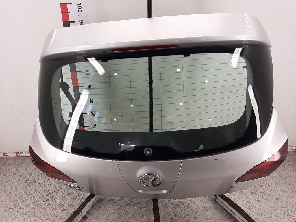 

Крышка (дверь) багажника Opel Astra J, Astra J