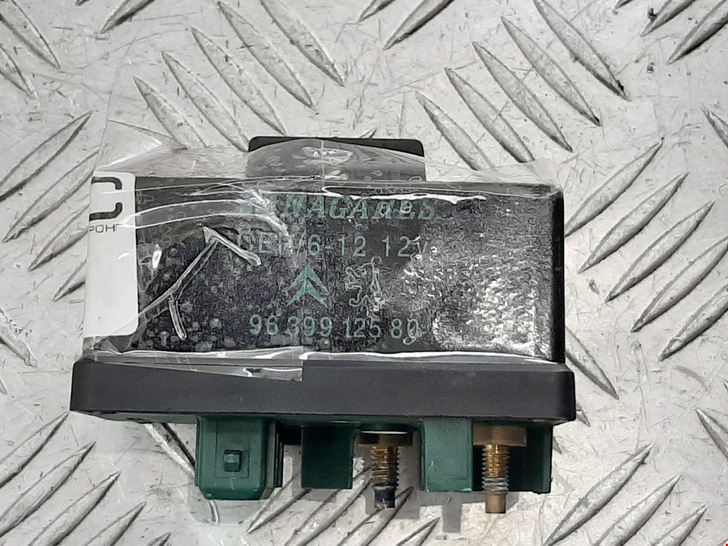 

Реле свечей накала Citroen C5 1, C5 1