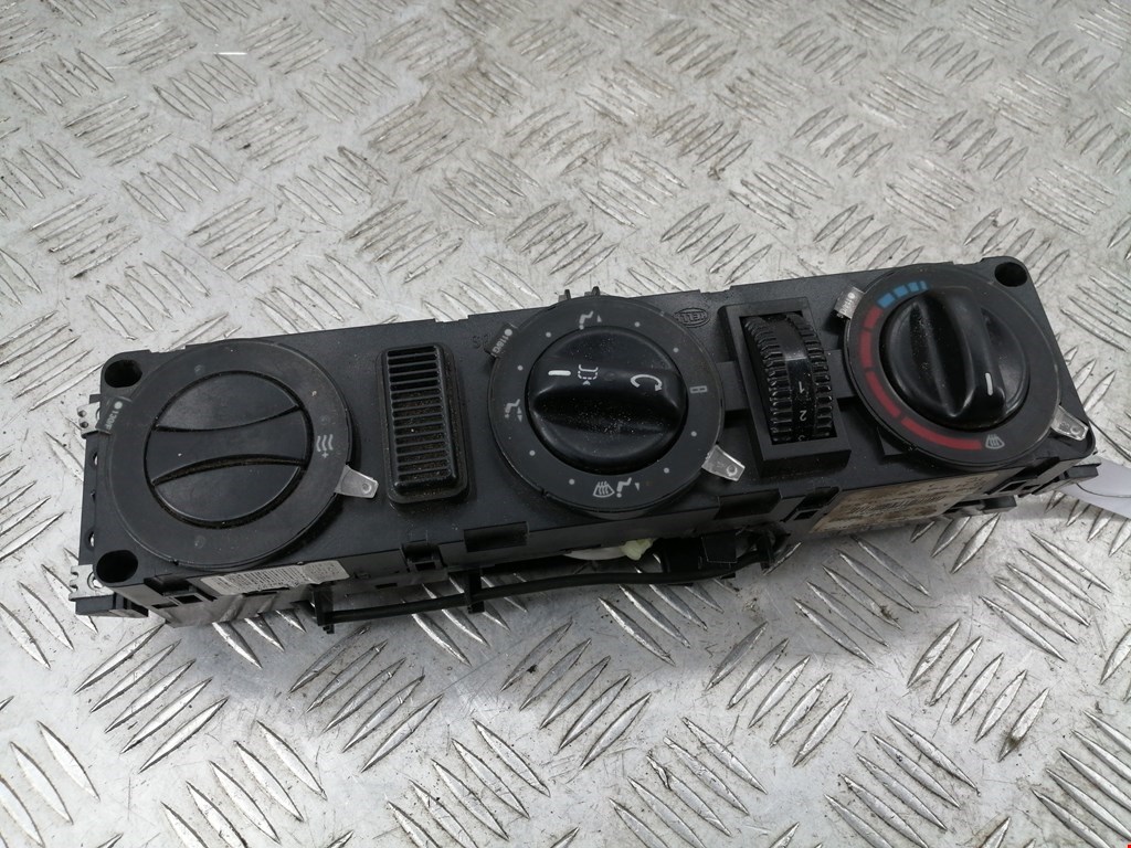 

Переключатель печки Mercedes Vito (Br638), Vito (Br638)