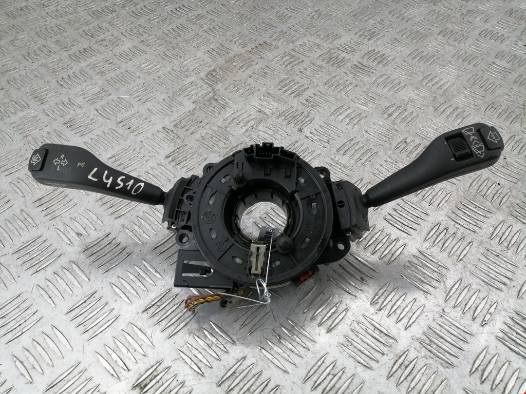 

Переключатель поворотов и дворников (стрекоза) BMW X5 (E53), X5 (E53)
