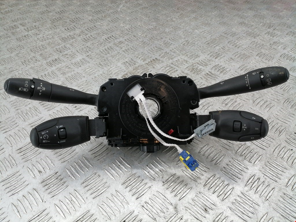 

Переключатель поворотов и дворников (стрекоза) Peugeot 307, 307