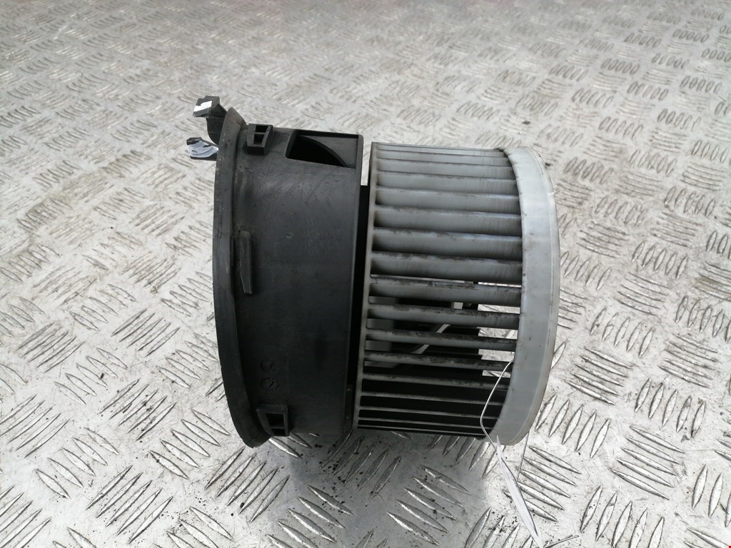 

Моторчик (двигатель) печки Citroen C5 1, C5 1
