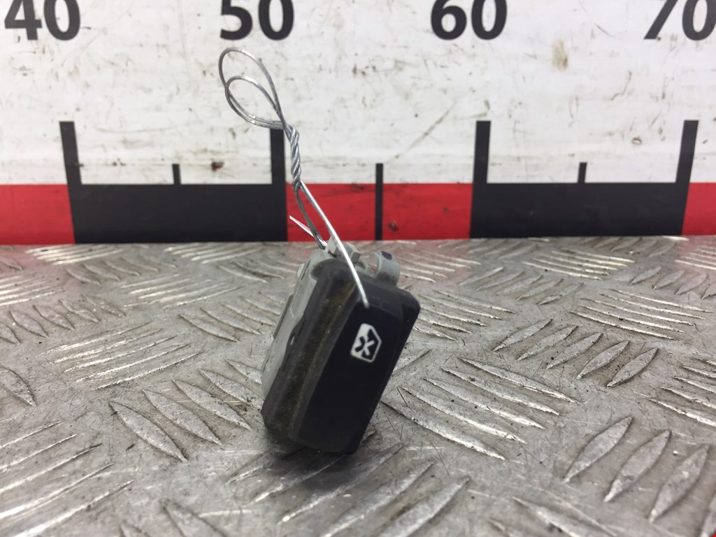 

Кнопка стеклоподъемника Renault Scenic 2, Scenic 2