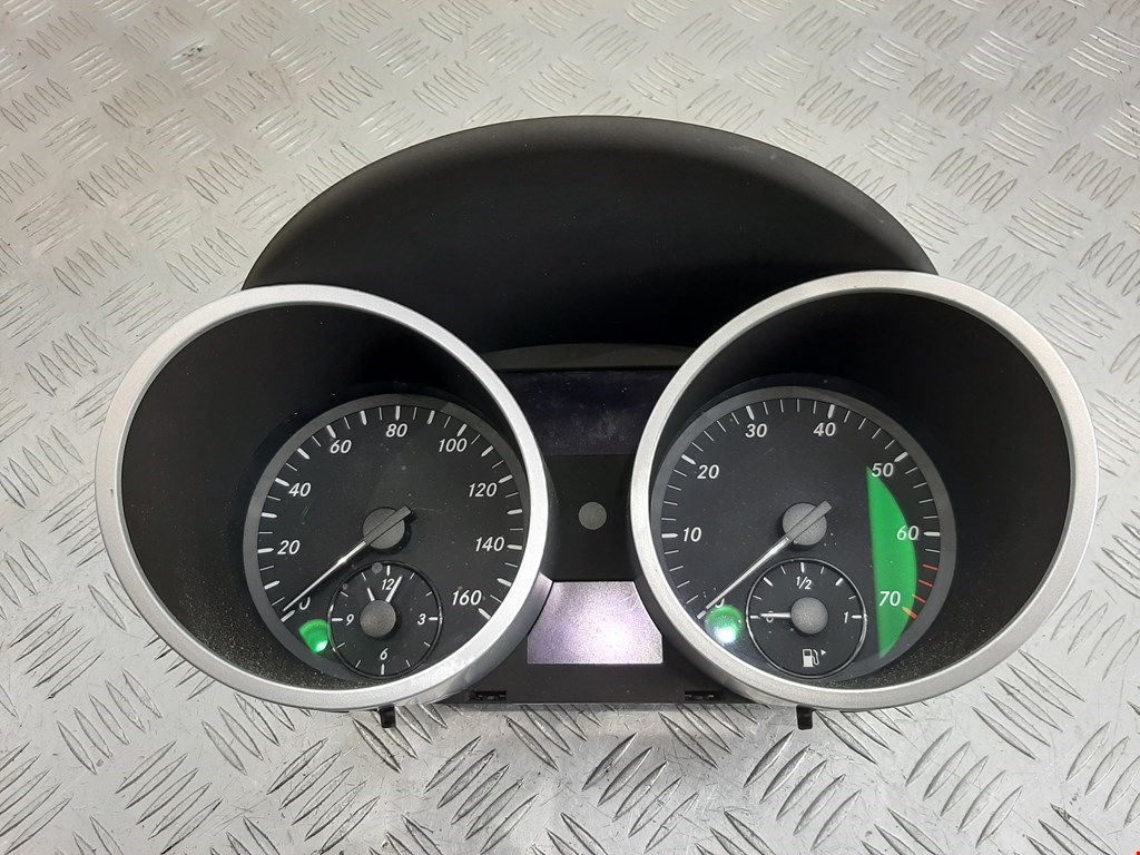 

Панель приборная (щиток приборов) Mercedes SLK (R171), SLK (R171)