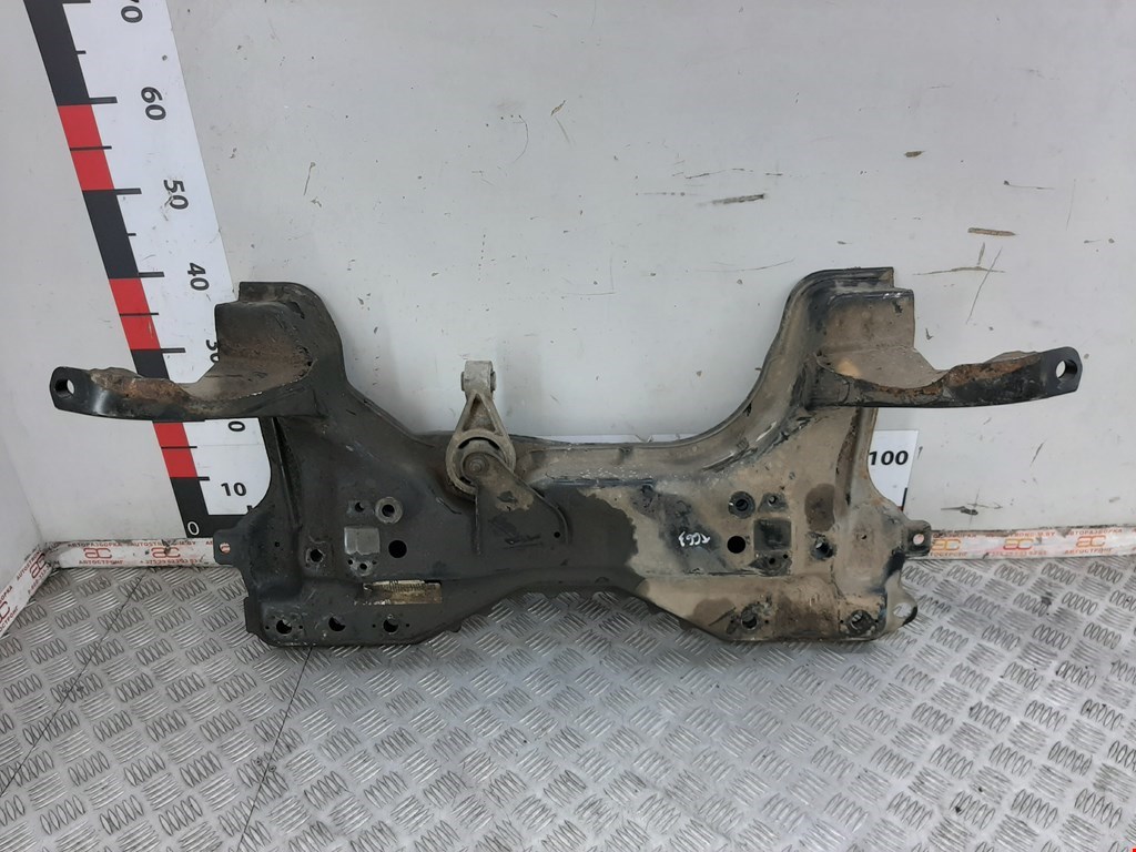 

Балка передняя (подрамник) Ford Focus 1, Focus 1