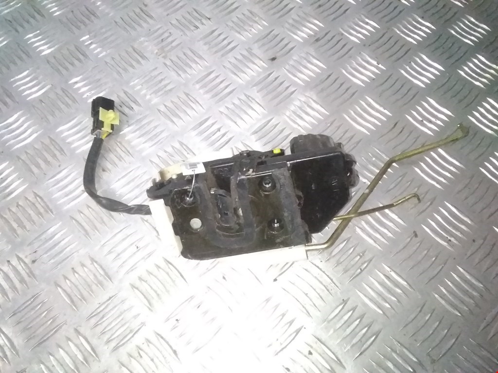 

Замок двери передней правой Hyundai Getz 1, Getz 1