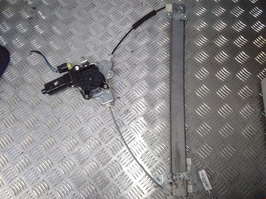 

Стеклоподъемник электрический двери передней правой Hyundai Getz 1, Getz 1