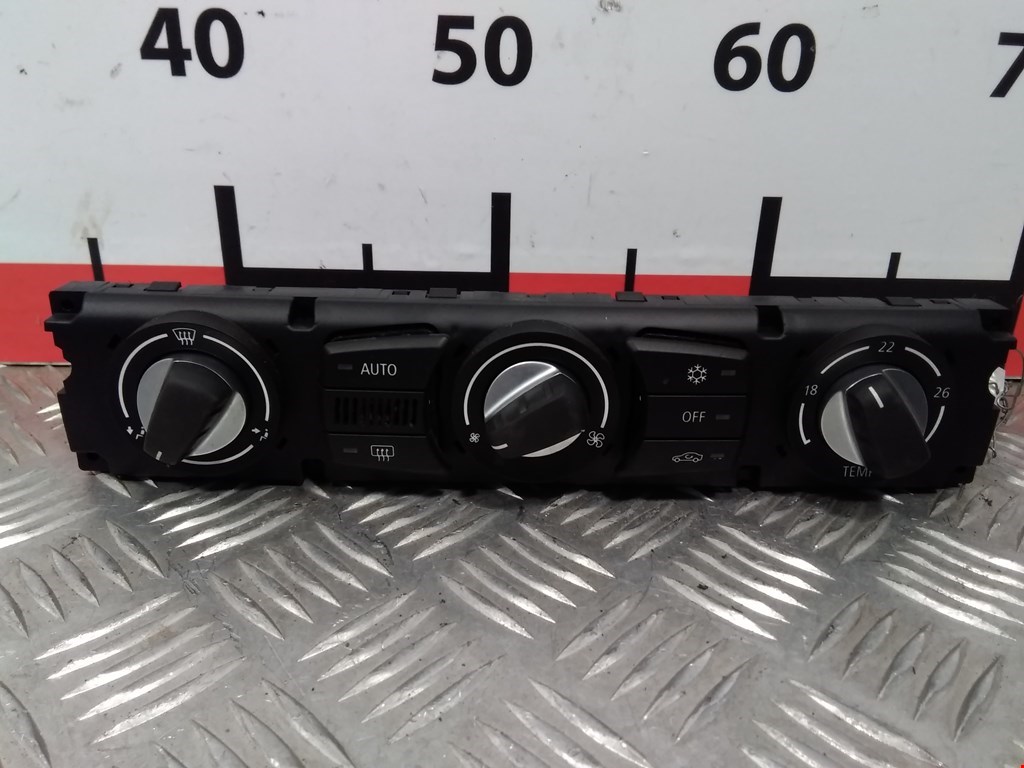 

Переключатель печки BMW 5 Series (E61), 5 Series (E61)