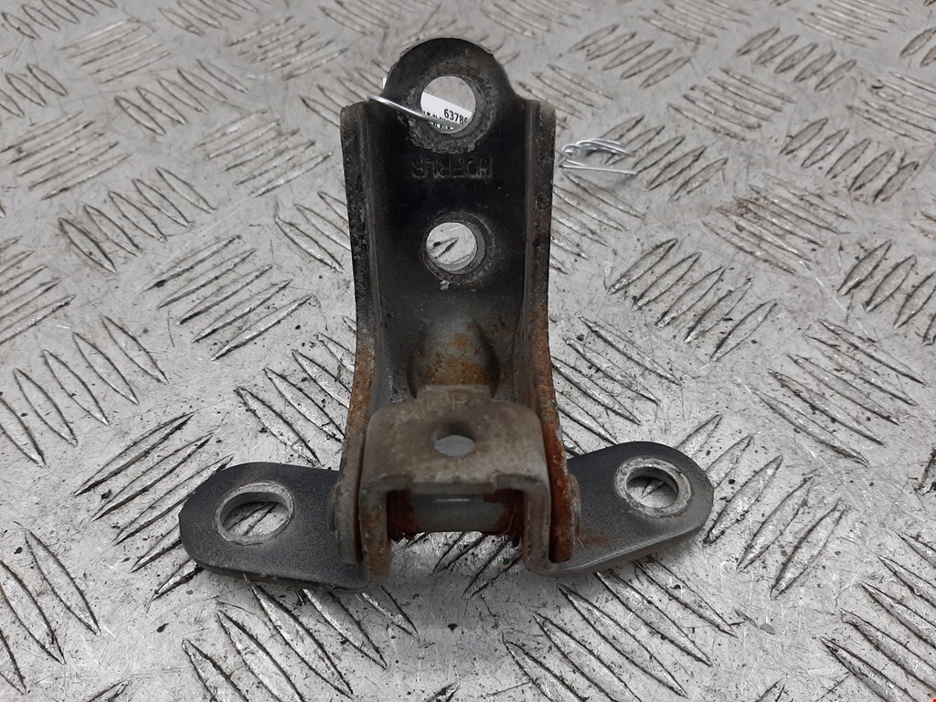 

Петля двери передней правой Hyundai i 30, i 30