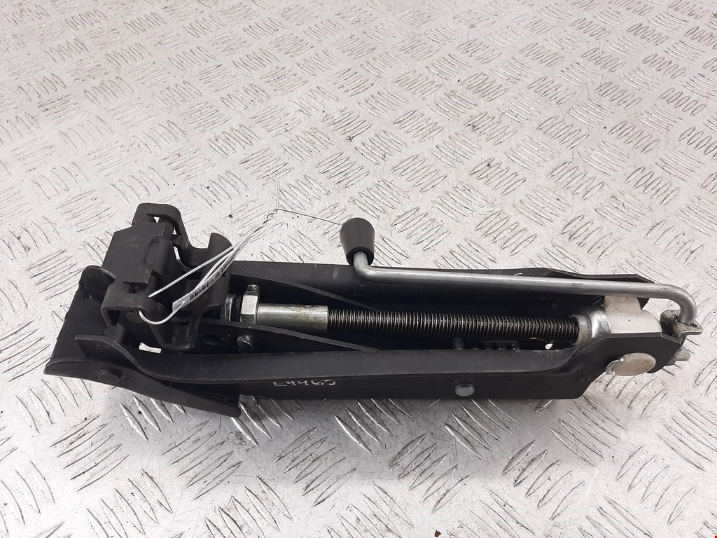 

Домкрат Audi A3 8P, A3 8P