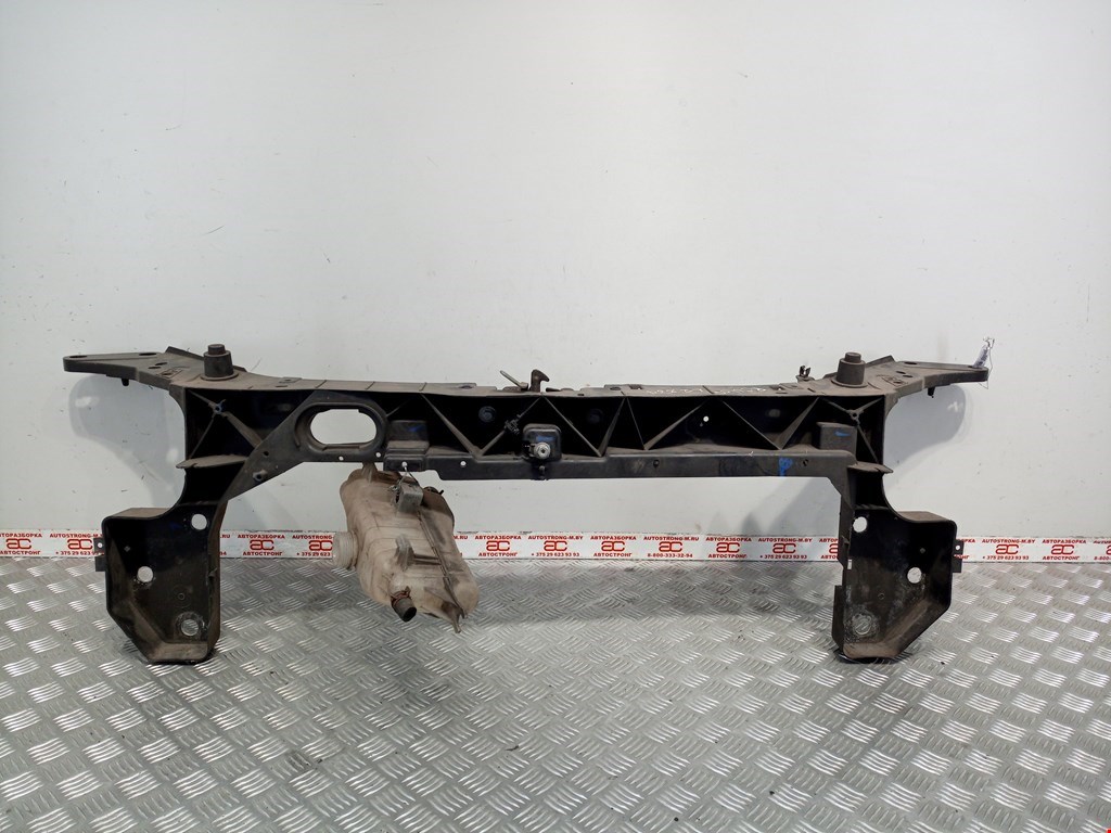 

Рамка капота Renault Clio 3, Clio 3