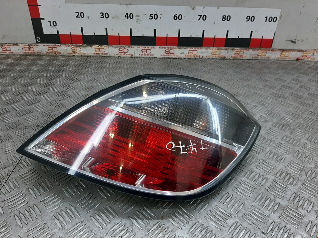 

Фонарь задний правый Opel Astra H, Astra H