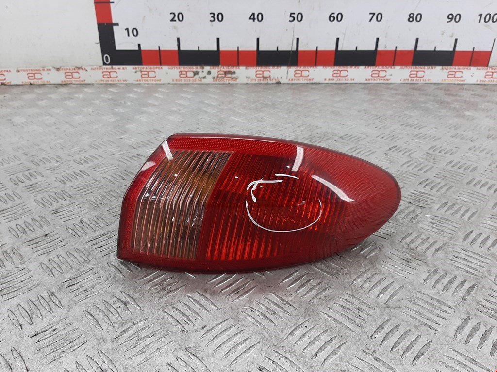 

Фонарь задний правый Alfa Romeo 147, 147