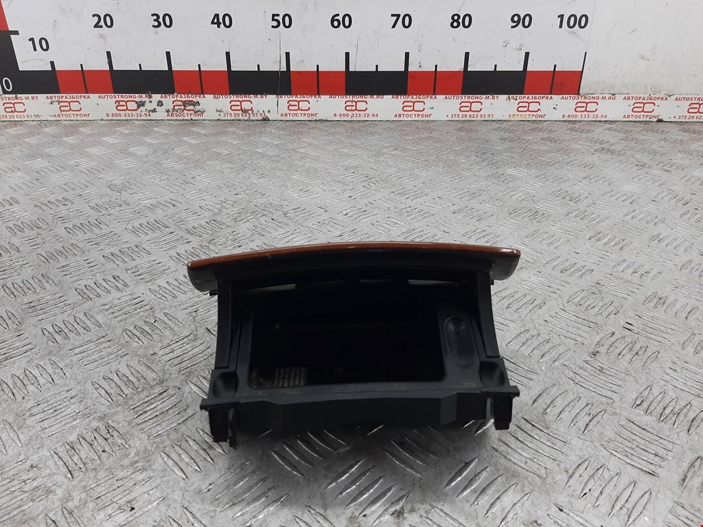 

Пепельница передняя Mercedes W203 (C Class), W203 (C Class)