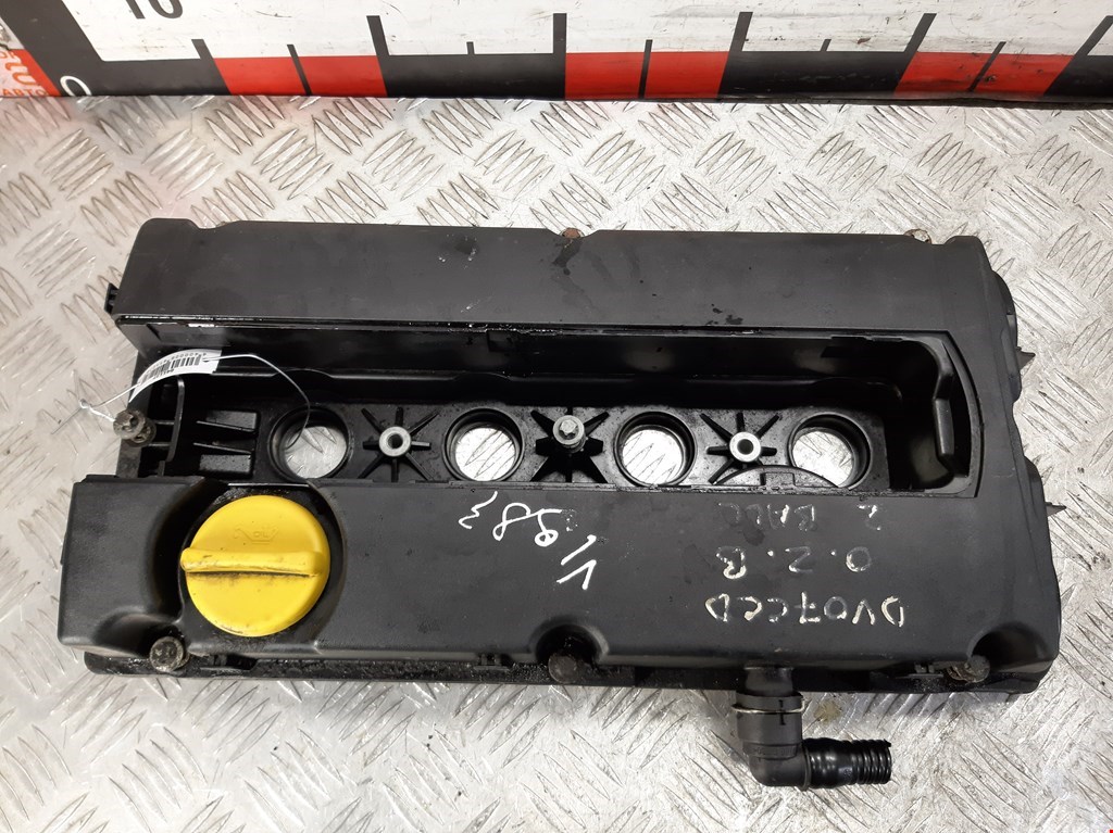 

Крышка клапанная (ГБЦ) Opel Zafira B, Zafira B