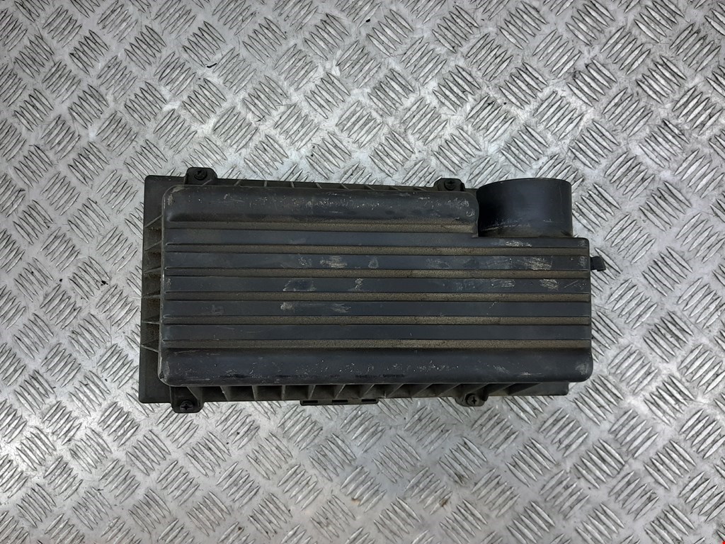 

Корпус воздушного фильтра Peugeot 406, 406