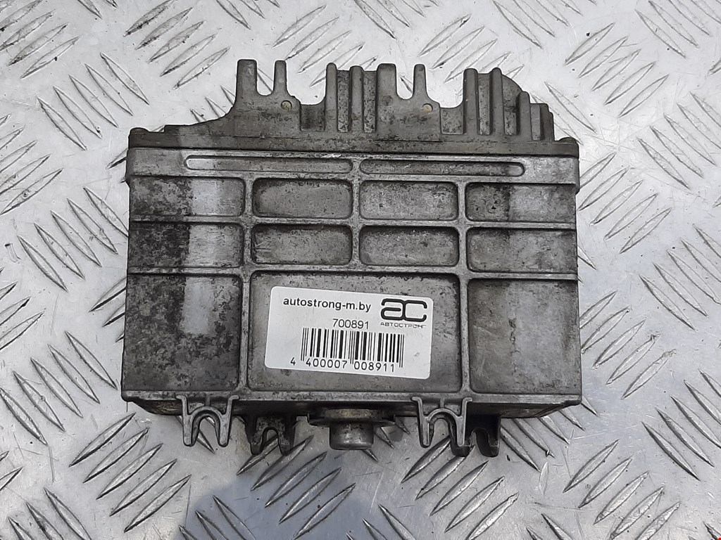 

Блок управления двигателем Volkswagen Golf 3, Golf 3