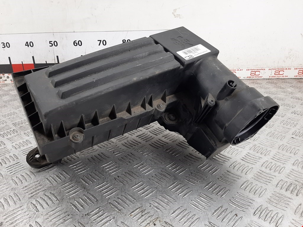 

Корпус воздушного фильтра Audi A3 8P, A3 8P
