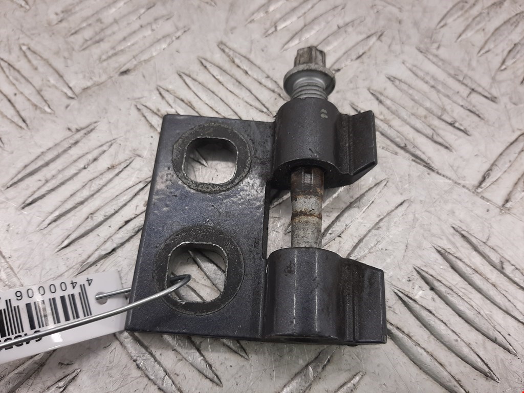 

Петля двери задней левой BMW 3 Series (E90), 3 Series (E90)