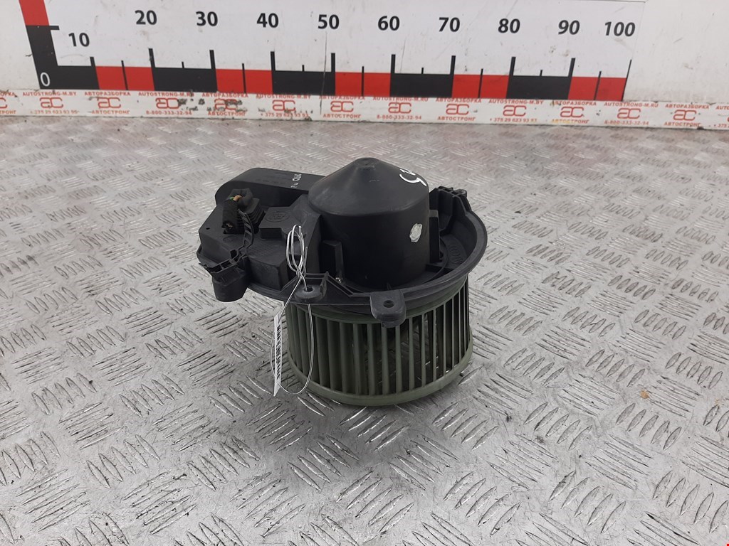 

Моторчик (двигатель) печки Volkswagen Passat 5, Passat 5