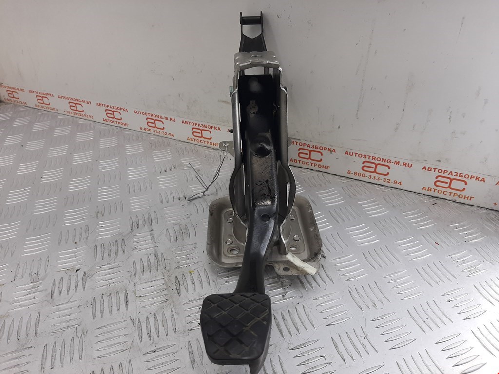 

Педаль тормоза Audi A3 8P, A3 8P