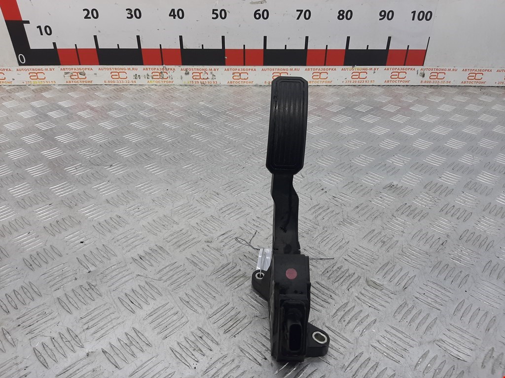

Педаль газа Toyota Auris (E15J/E15UT), Auris (E15J/E15UT)