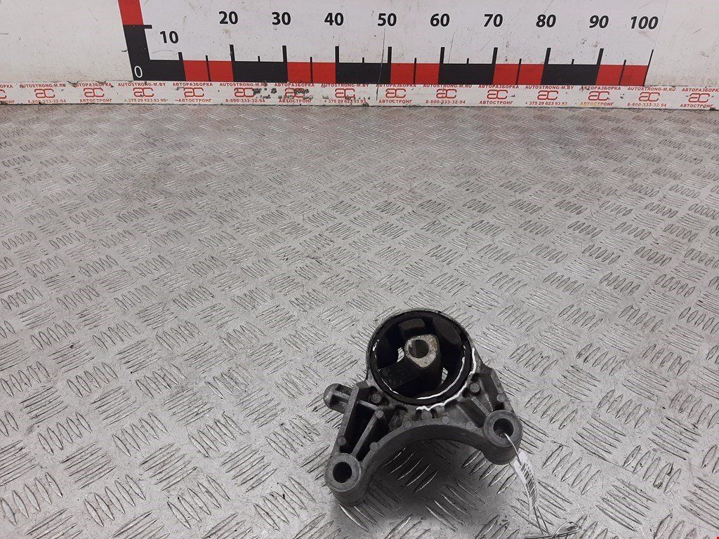 

Подушка крепления двигателя Opel Zafira B, Zafira B