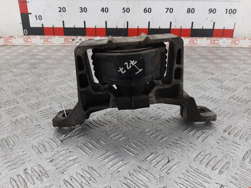 

Подушка крепления двигателя Ford Focus 2, Focus 2