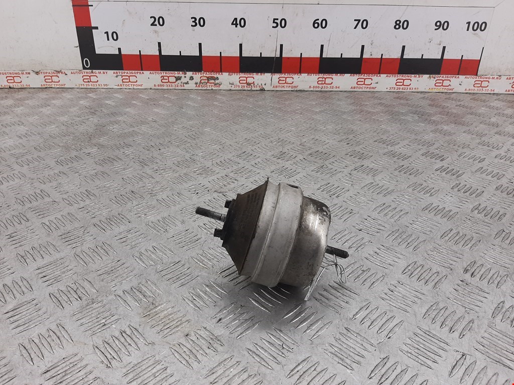 

Подушка крепления двигателя Volkswagen Passat 5, Passat 5