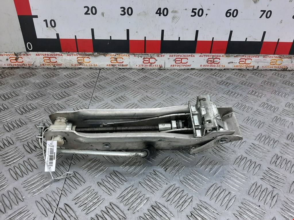 

Домкрат Volkswagen Passat 5, Passat 5