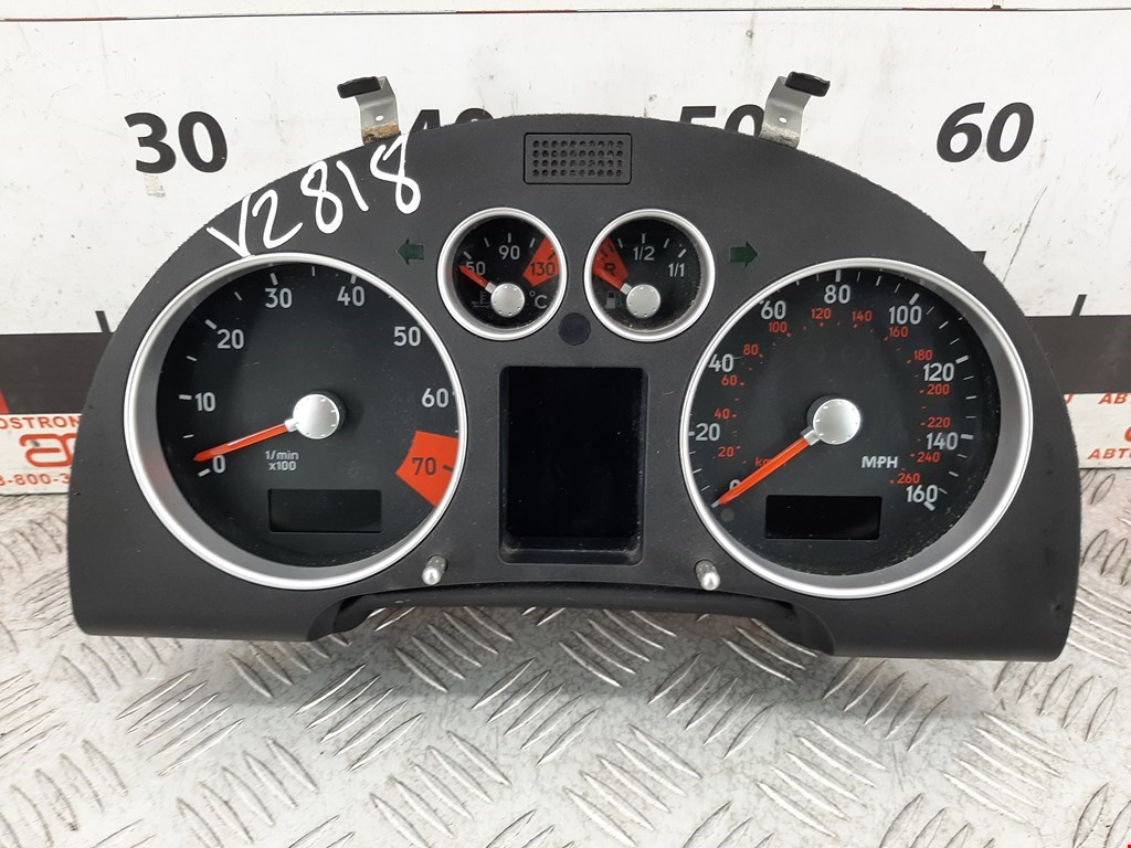 

Панель приборная (щиток приборов) Audi TT 8N, TT 8N