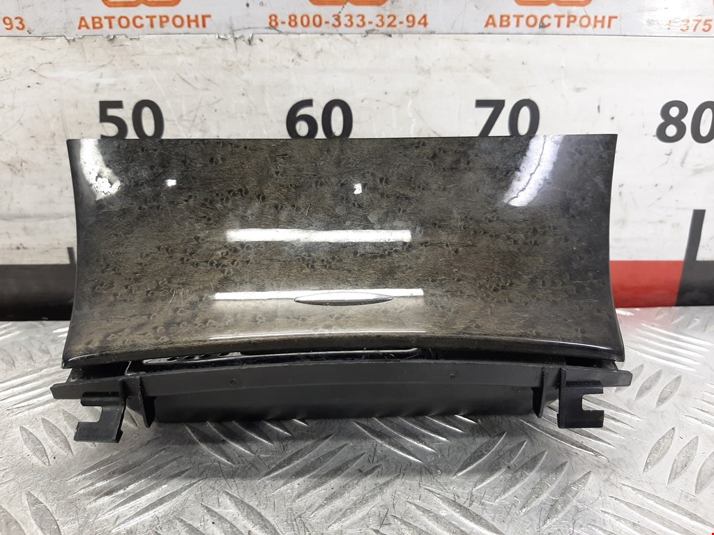 

Пепельница передняя Mercedes W211 (E Class), W211 (E Class)
