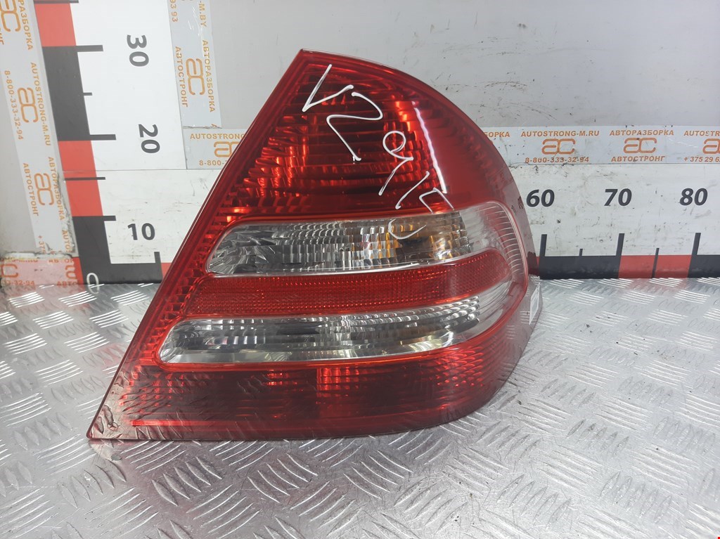 

Фонарь задний правый Mercedes W203 (C Class), W203 (C Class)