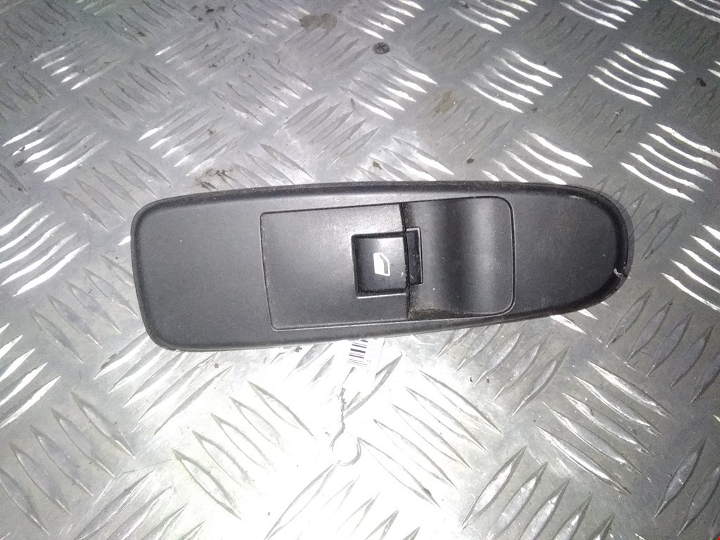 

Кнопка стеклоподъемника Citroen C4 Picasso 1, C4 Picasso 1
