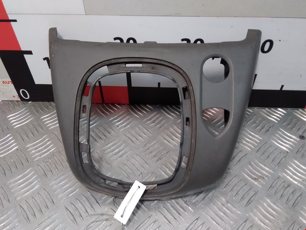 

Консоль салона (кулисная часть) Renault Scenic 2, Scenic 2