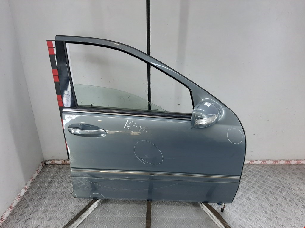 

Дверь передняя правая Mercedes W203 (C Class), W203 (C Class)