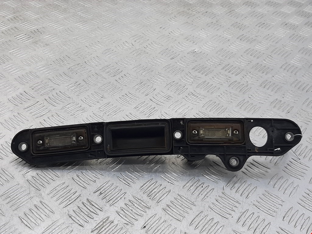 

Ручка крышки багажника Volkswagen Passat 6, Passat 6