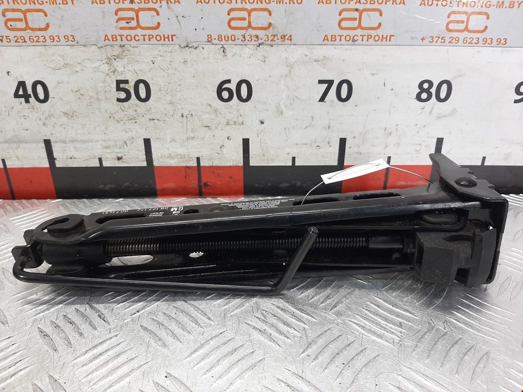 

Домкрат Opel Corsa D, Corsa D