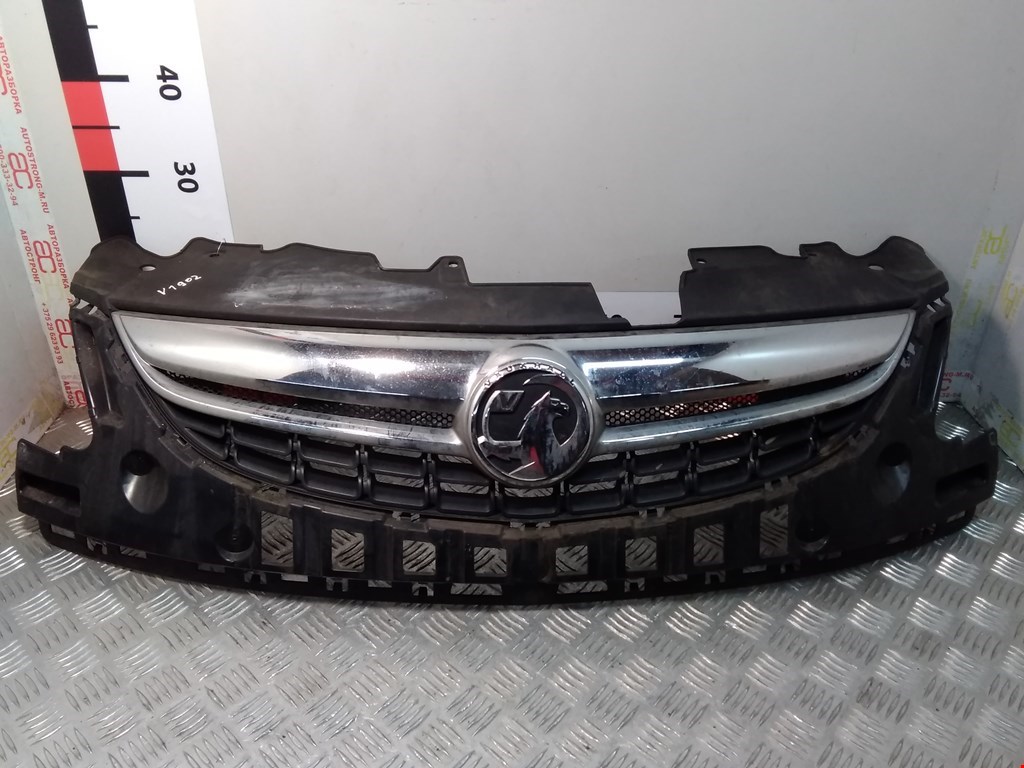 

Решетка радиатора Opel Corsa D, Corsa D
