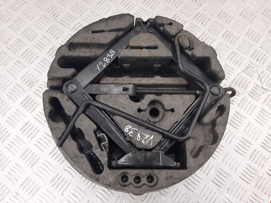 

Домкрат Opel Astra H, Astra H