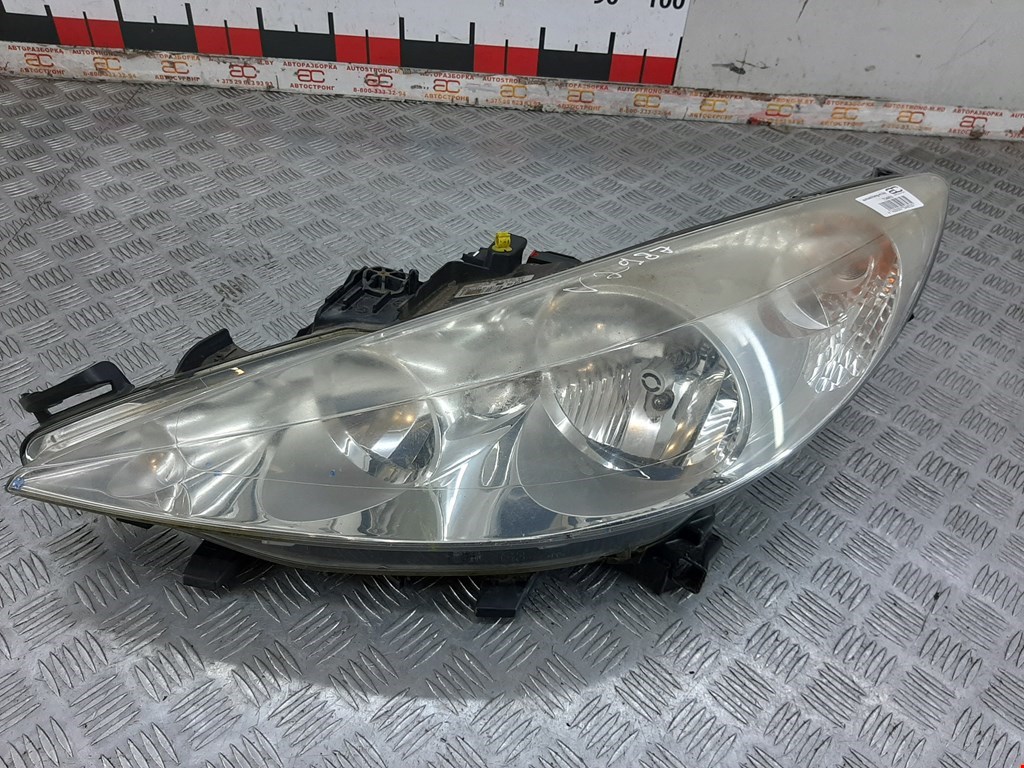 

Фара передняя левая Peugeot 207, 207