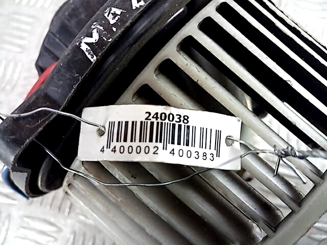 

Моторчик (двигатель) печки Mazda Demio DW, Demio DW